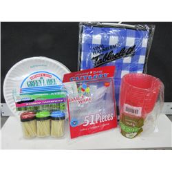 Camping & Picnic Bundle / 100 plates , 16 cups , cutlery , tablecloth , toothpics