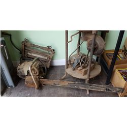 VINTAGE WASHER RINGER AND PIONEER 750 GAS CHAINSAW