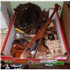 Image 1 : BOX LOT OF COLLECTIBLES