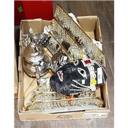 BOX LOT COLLECTIBLES