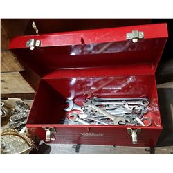 CRAFTSMAN METAL TOOLBOX W/MISC HANDTOOLS