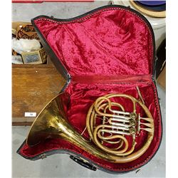 VINTAGE OXFORD FRENCH HORN IN CASE