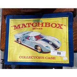 VINTAGE MATCHBOX CARRIER W/MATCHBOX CARS