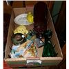 Image 1 : BOX LOT OF COLLECTIBLES