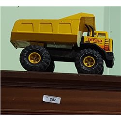 VINTAGE METAL TONKA DUMP TRUCK