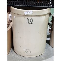 VINTAGE MEDALTA 10 GALLON CROCK