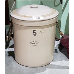 VINTAGE MEDALTA 5 GALLON CROCK WITH LID