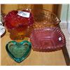 Image 1 : 4 PIECES OF ART GLASS AND DEPRESSION GLASS