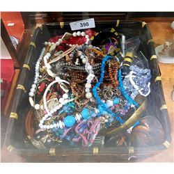 LARGE COLLECTION OF ESTATE JEWELRY