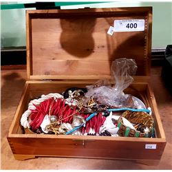 WOOD BOX WITH COLLECTION OF ESTATE JEWELRY