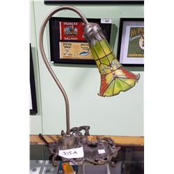 TIFFANY STYLE STAINED GLASS BUTTERFLY LAMP