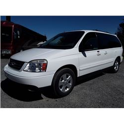 F4 --  2004 FORD FREESTAR SES , White , 143976  KM's