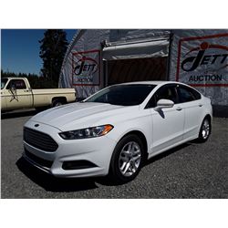 C6A --  2014 FORD FUSION , White , 86136  KM's