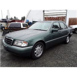 E4 --  1995 MERCEDES C220W , Green , 161334  KM's
