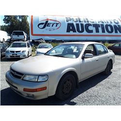 A12A --  1998 NISSAN MAXIMA GLE , Brown , 262827  KM's