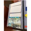 Image 2 : 3-Panel Folding Velcro Display Board
