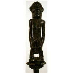 FINE AND RARE DAYAK AMULET, c. 1920's of wood in 