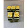 Image 1 : Lot of 5 Pilz PNOZ X8P Safety Relays
