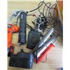 Image 3 : LOT OF ASSORTED TOOLS (18V CORDLESS DRILL- BLACK AND DECKER, GREASE GUN, ETC…)