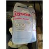 Image 2 : LOT OF 7 JUGS WINDSHIELD WASHER FLUID (CRYSTAL)
