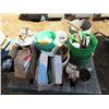 Image 1 : PALLET OF ASSORTED TOOLS ( SOCKETS, PAINTING ACCESSORIES, ETC…)