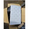 Image 5 : PALLET OF INTERLOCKING PLASTIC SHOP FLOORING