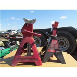 LOT OF 4 JACK STANDS (2 TON)