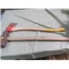 Image 1 : LOT INCLUDING AXE AND SLEDGE HAMMER (8LB)