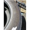 Image 2 : LOT OF 4 TIRES ( 225/70R/22.5) *4000 KLMS ON TIRES*