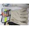 Image 4 : LOT OF 3 PAIRS OF GLOVES ( 2-LARGE) *LEATHER AND RUBBER*