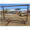 Image 3 : 30 FOOT CORRAL PANEL (FREE STANDING) *SUCKER RED* (WELL BUILT)