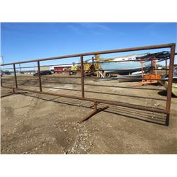 30 FOOT CORRAL PANEL (FREE STANDING) *SUCKER RED* (WELL BUILT)