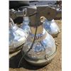 Image 2 : LOT OF 4 BALL DIAMOND LIGHTS