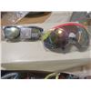 Image 2 : MIXED LOT OF SUNGLASSES (11 PAIRS)