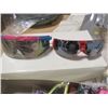 Image 3 : MIXED LOT OF SUNGLASSES (11 PAIRS)