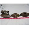 Image 1 : 3 PIECE LOT (SAD IRONS WITH HANDLES)