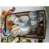 Image 3 : LARGE JUNK DRAWER LOT ( JEWELLERY, TOYS, ETC…)