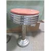 Image 3 : LOT OF 2 DINNER STOOLS