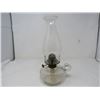 Image 3 : KEROSENE LAMP