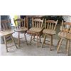 Image 1 : LOT OF 5 OAK BAR STOOLS