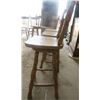 Image 3 : LOT OF 5 OAK BAR STOOLS