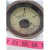 Image 2 : LOT OF 3 ASSORTED GAUGES (RPM)