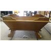 Image 1 : HUTTERITE CRADLE (WOOD) *DOVETAIL*