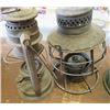 Image 4 : LOT OF LAMPS (CPR) *BARN* (COAL OIL)