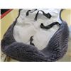 Image 10 : SEAT COVER (48" TALL X 20.5" WIDE)
