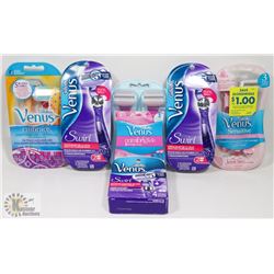 BAG OF ASSORTED RAZORS