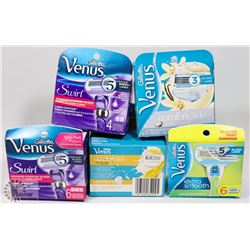 BAG OF ASSORTED REPLACEMENT RAZOR HEADS