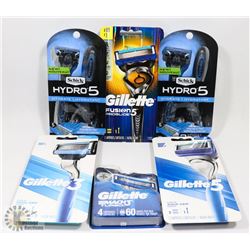 BAG OF ASSORTED RAZORS