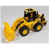 Image 1 : LIGHTS, SOUNDS, MOVEMENT CATERPILLAR LOADER TOY