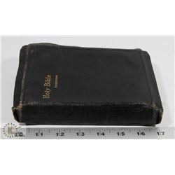 ANTIQUE BIBLE 1911 COLLINS CLEAR TYPE